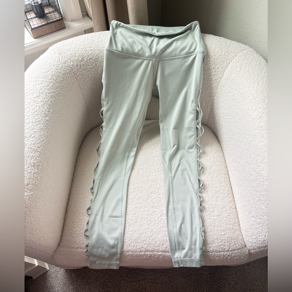 Victoria’s Secret yoga leggings
